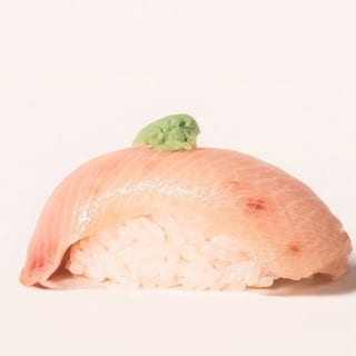 N11 Nigiri Yellowtail/2Pcs / Raw Fish