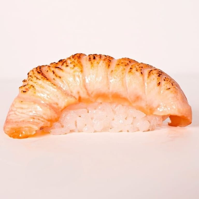 Nigiri: Fresh Sushi Delights