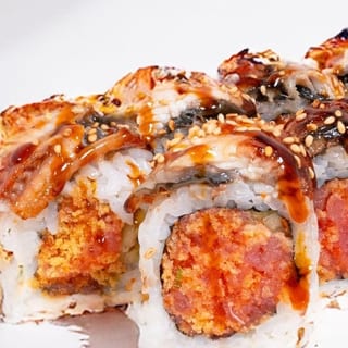 C10 Dancing Eel Roll/ Raw Fish
